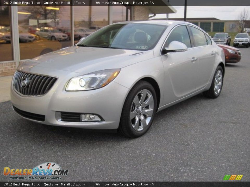 Front 3/4 View of 2012 Buick Regal Turbo Photo #2