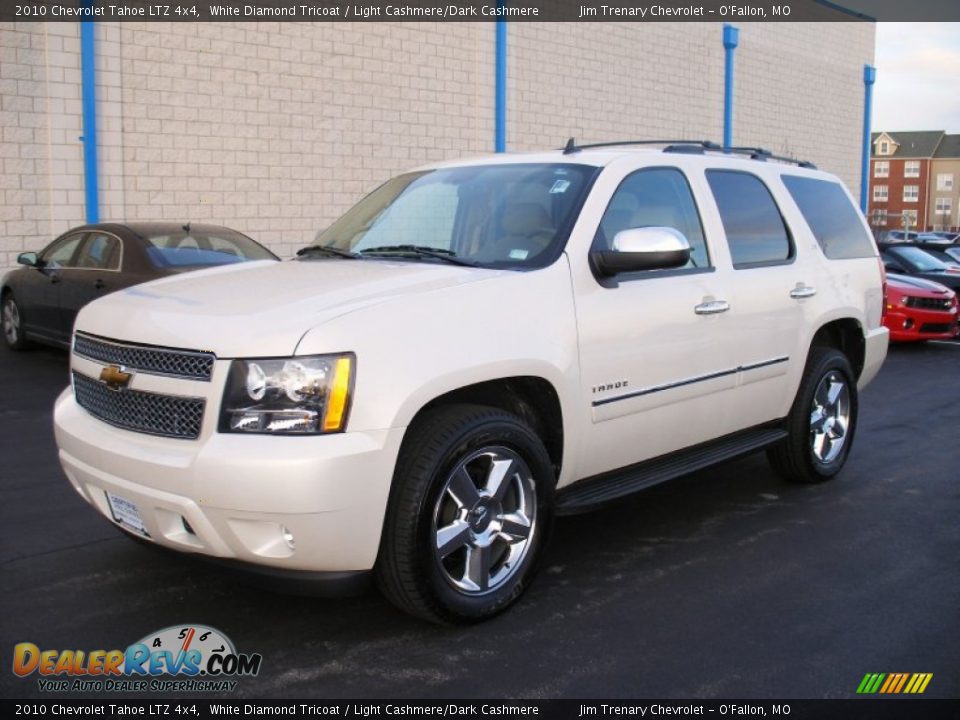 2010 Chevrolet Tahoe LTZ 4x4 White Diamond Tricoat / Light Cashmere/Dark Cashmere Photo #4