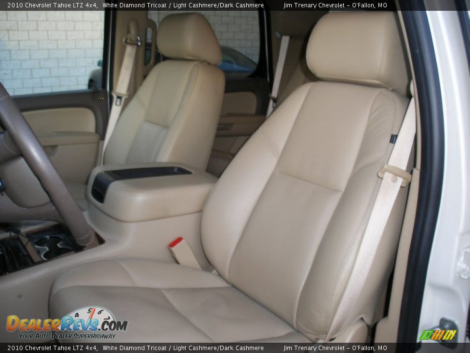 2010 Chevrolet Tahoe LTZ 4x4 White Diamond Tricoat / Light Cashmere/Dark Cashmere Photo #17