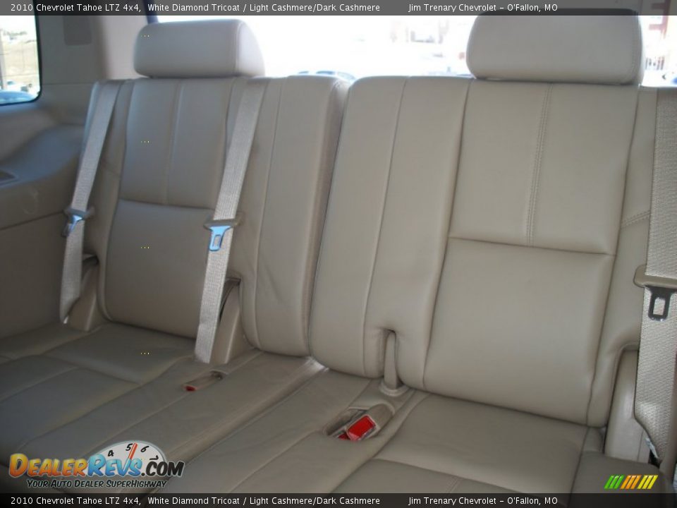 2010 Chevrolet Tahoe LTZ 4x4 White Diamond Tricoat / Light Cashmere/Dark Cashmere Photo #21