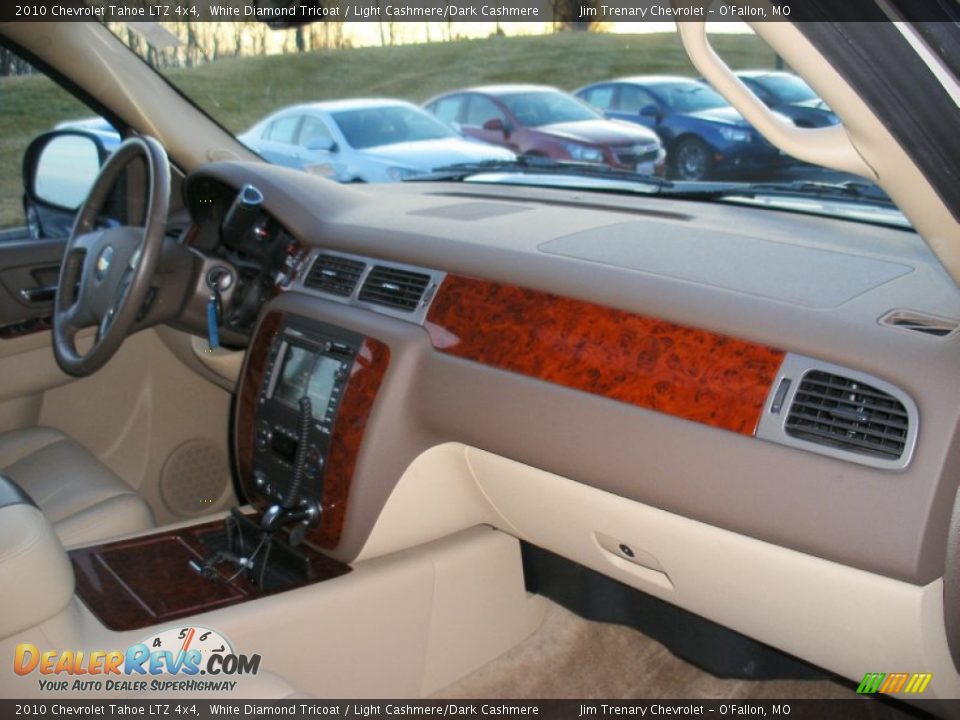 2010 Chevrolet Tahoe LTZ 4x4 White Diamond Tricoat / Light Cashmere/Dark Cashmere Photo #23
