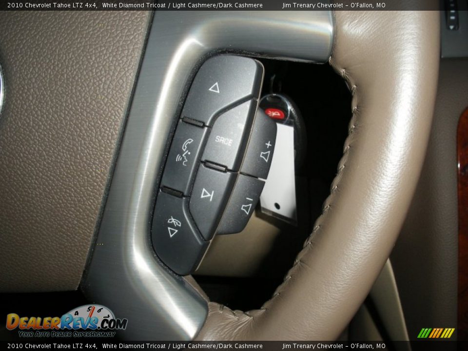 2010 Chevrolet Tahoe LTZ 4x4 White Diamond Tricoat / Light Cashmere/Dark Cashmere Photo #26