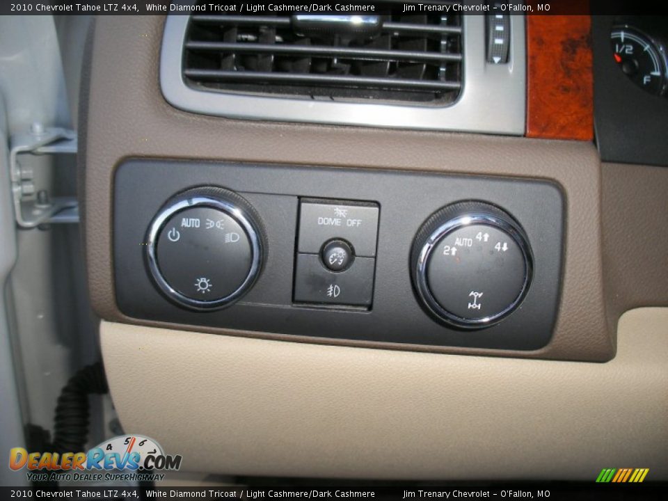 2010 Chevrolet Tahoe LTZ 4x4 White Diamond Tricoat / Light Cashmere/Dark Cashmere Photo #27