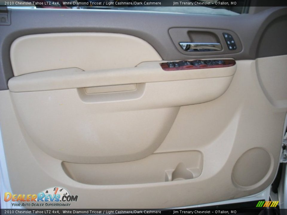 2010 Chevrolet Tahoe LTZ 4x4 White Diamond Tricoat / Light Cashmere/Dark Cashmere Photo #33