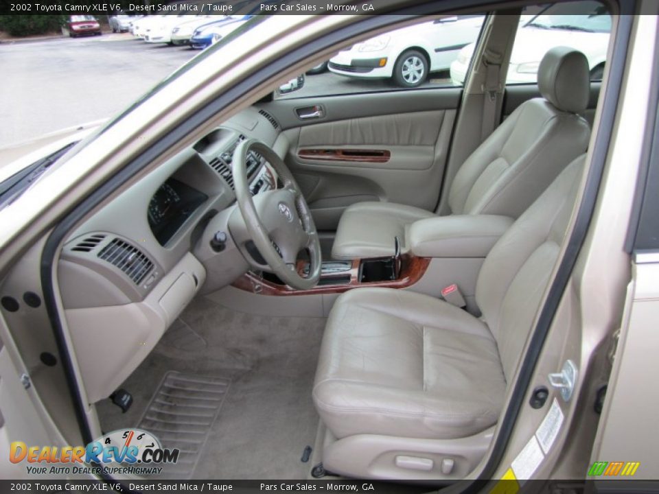 Taupe Interior - 2002 Toyota Camry XLE V6 Photo #6