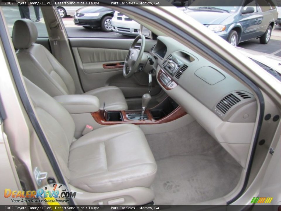 Taupe Interior - 2002 Toyota Camry XLE V6 Photo #10