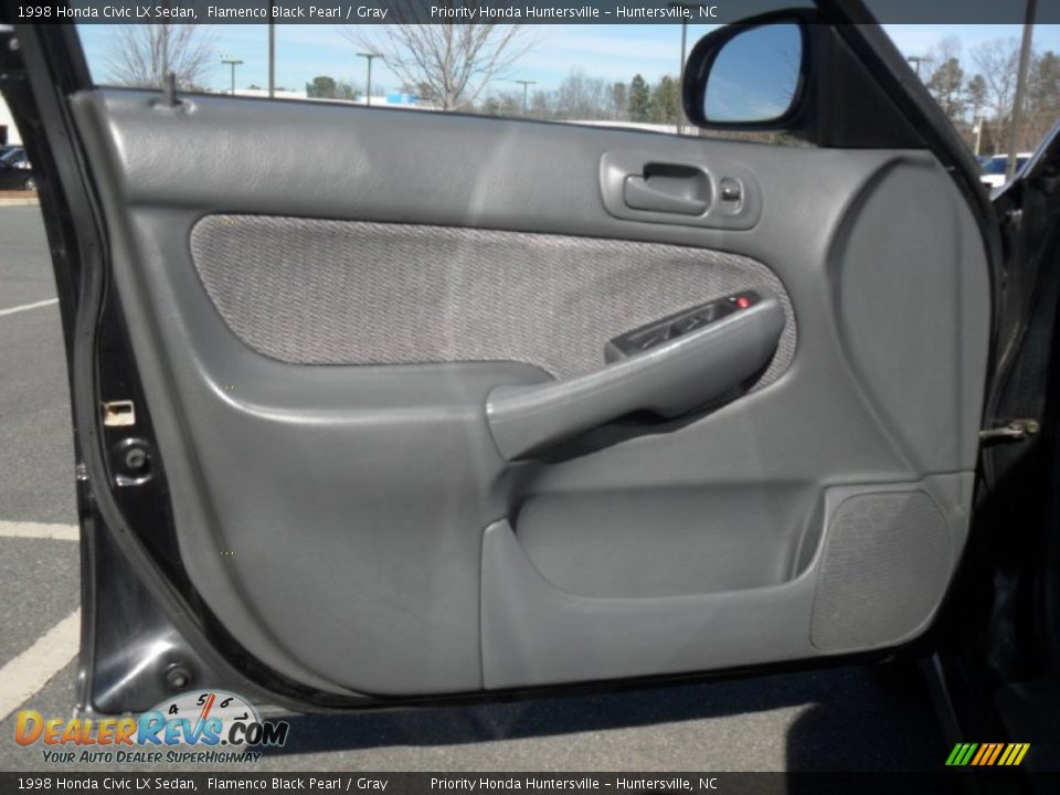 1998 Honda Civic LX Sedan Flamenco Black Pearl / Gray Photo #9