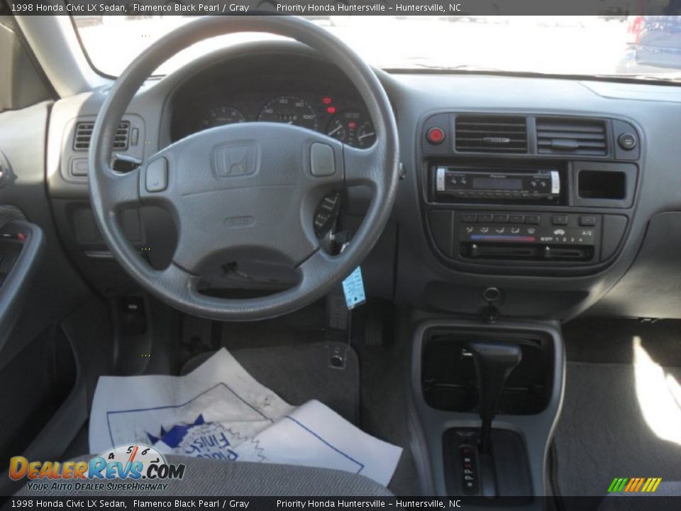 1998 Honda Civic LX Sedan Flamenco Black Pearl / Gray Photo #15