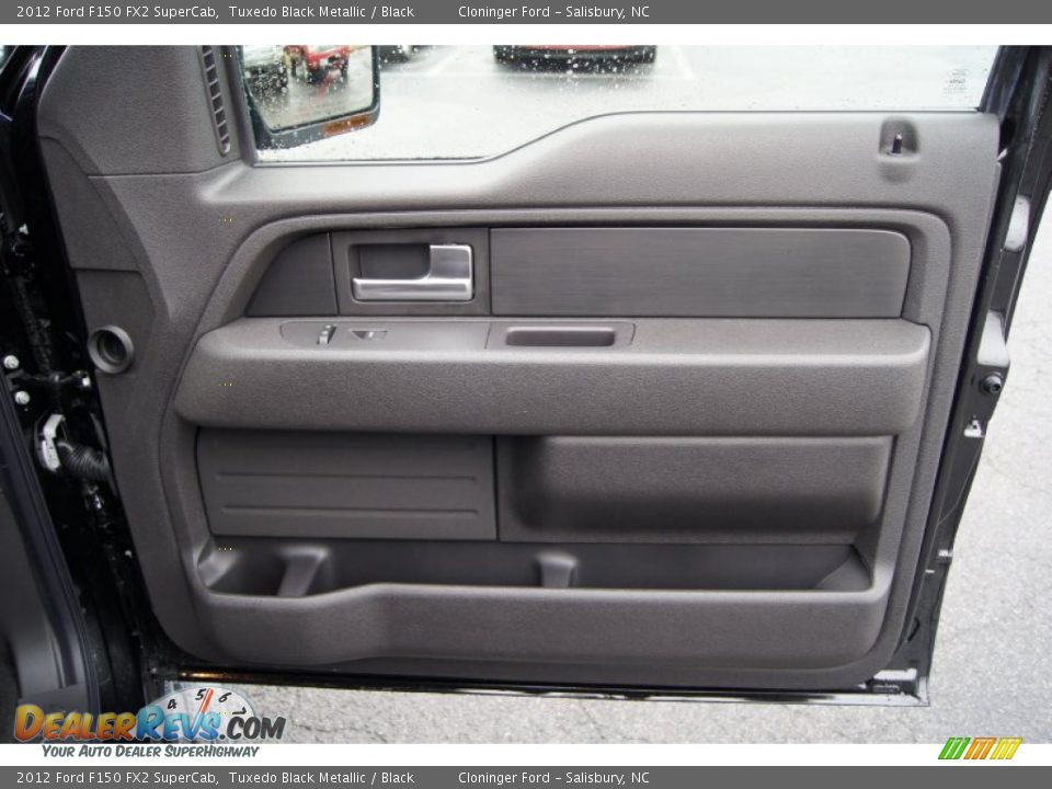 Door Panel of 2012 Ford F150 FX2 SuperCab Photo #14