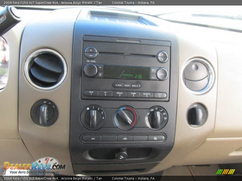 2004 Ford F150 XLT SuperCrew 4x4 Arizona Beige Metallic / Tan Photo #16