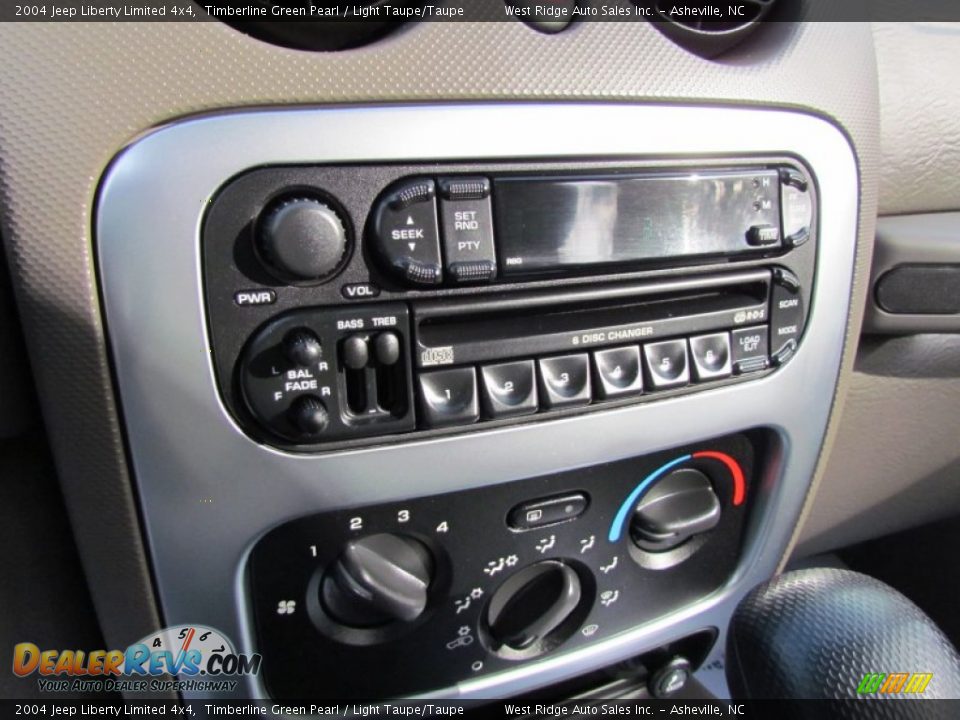 2004 Jeep Liberty Limited 4x4 Timberline Green Pearl / Light Taupe/Taupe Photo #33