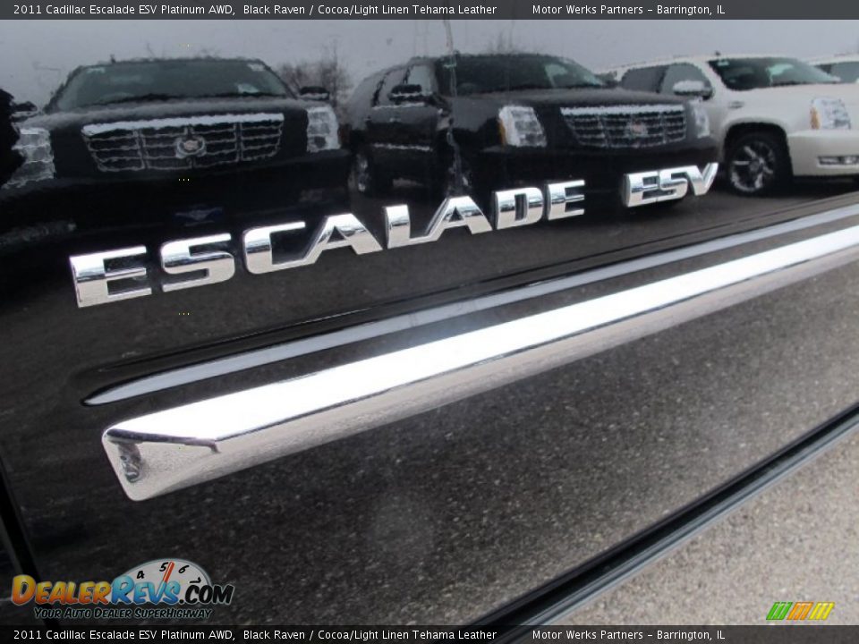 2011 Cadillac Escalade ESV Platinum AWD Black Raven / Cocoa/Light Linen Tehama Leather Photo #7