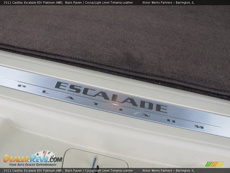 2011 Cadillac Escalade ESV Platinum AWD Black Raven / Cocoa/Light Linen Tehama Leather Photo #13