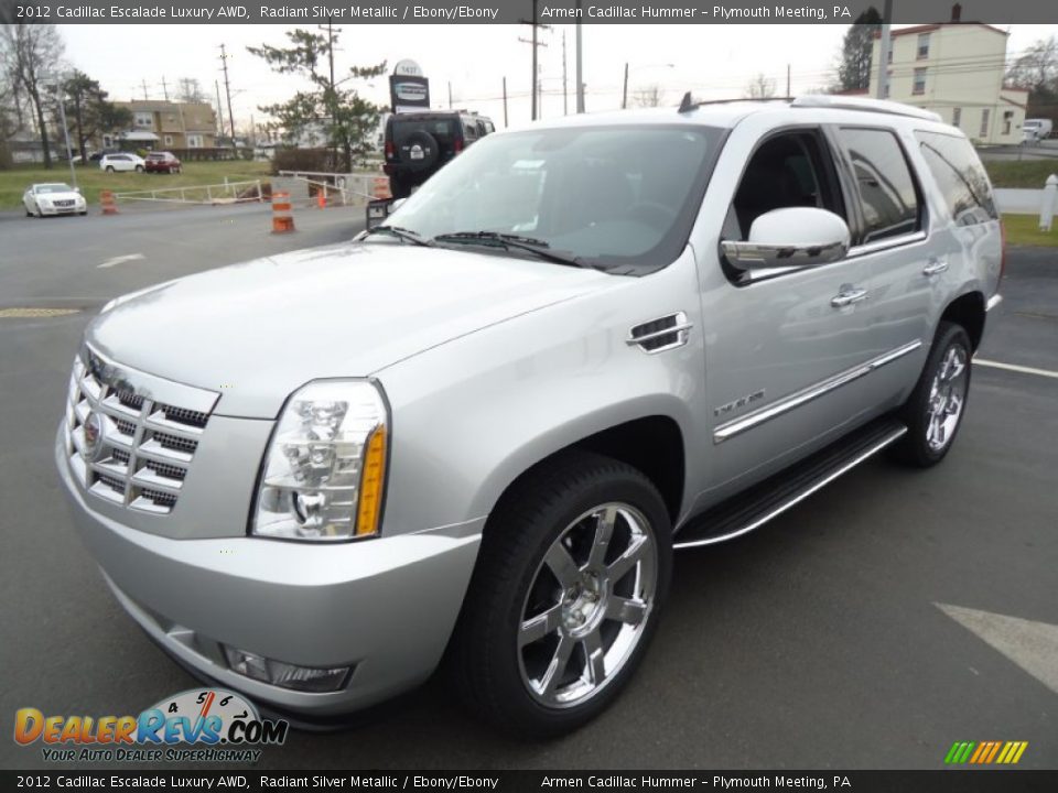 2012 Cadillac Escalade Luxury AWD Radiant Silver Metallic / Ebony/Ebony Photo #2