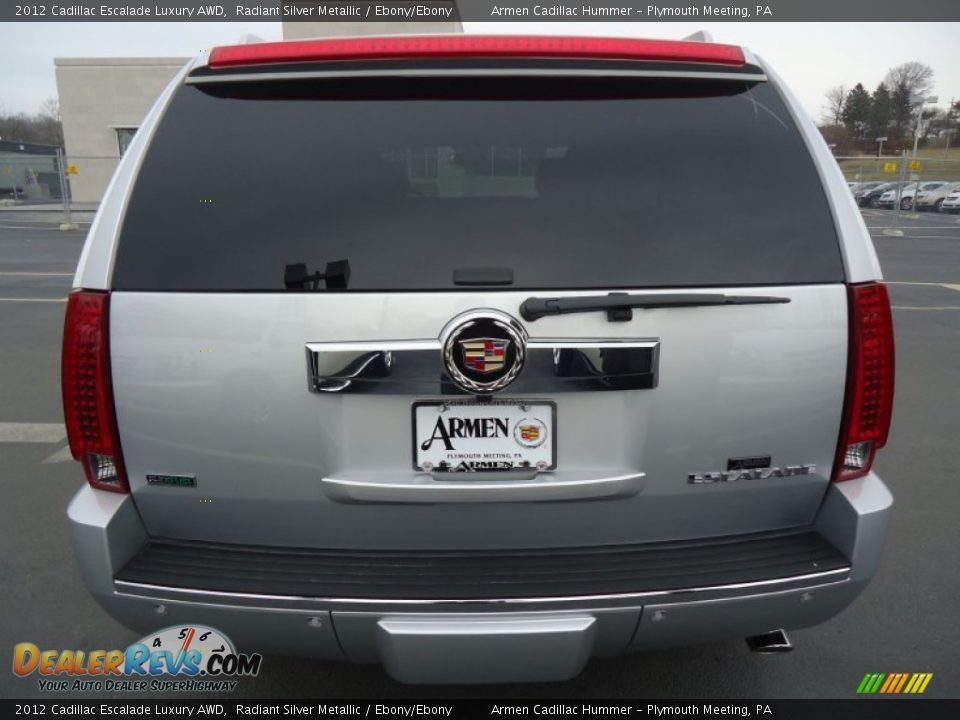 2012 Cadillac Escalade Luxury AWD Radiant Silver Metallic / Ebony/Ebony Photo #5