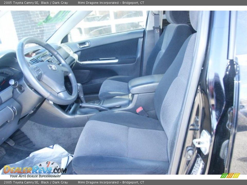 2005 Toyota Camry SE Black / Dark Gray Photo #8
