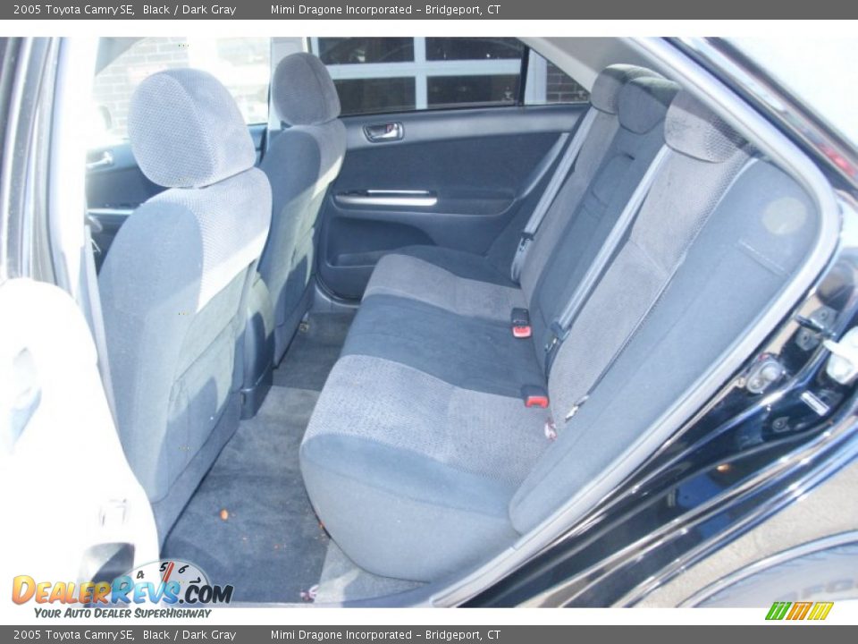 2005 Toyota Camry SE Black / Dark Gray Photo #11