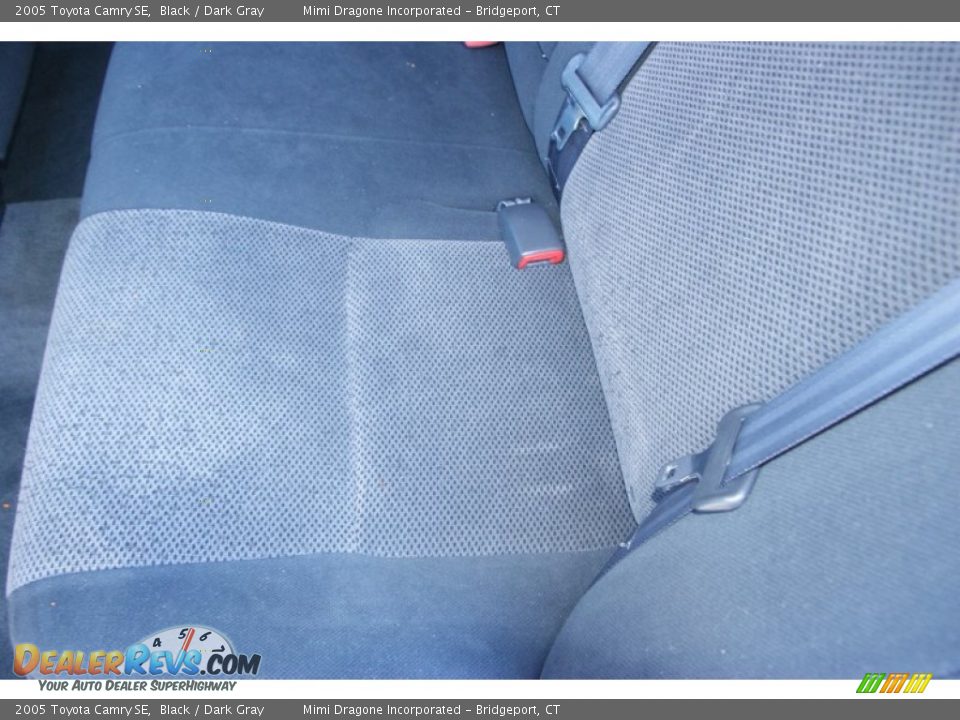 2005 Toyota Camry SE Black / Dark Gray Photo #12