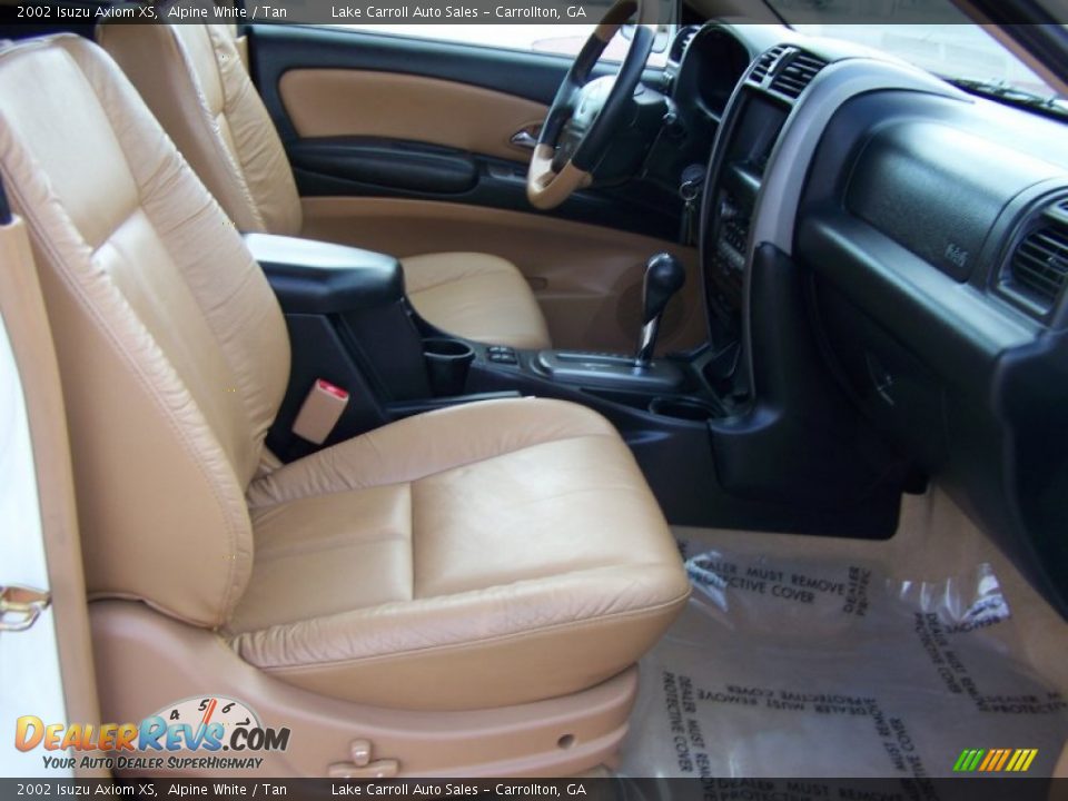 Tan Interior - 2002 Isuzu Axiom XS Photo #6