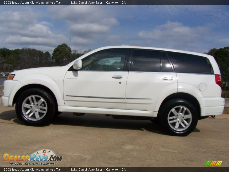 2002 Isuzu Axiom XS Alpine White / Tan Photo #14