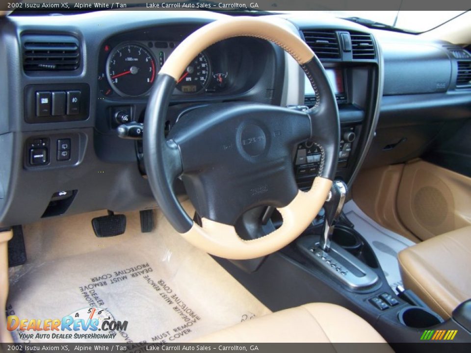 Tan Interior - 2002 Isuzu Axiom XS Photo #19
