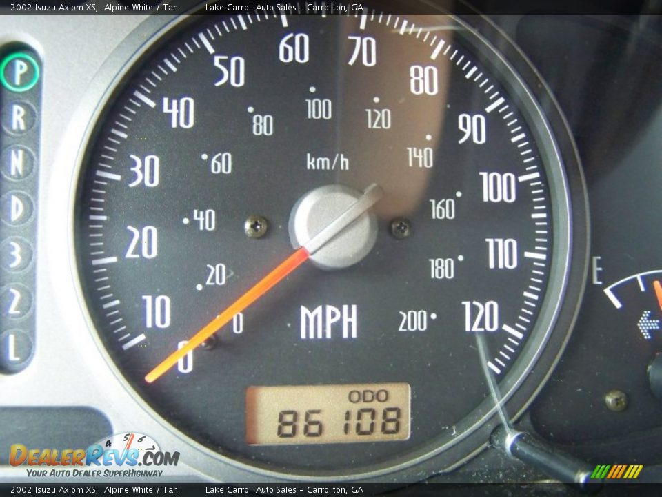 2002 Isuzu Axiom XS Alpine White / Tan Photo #22