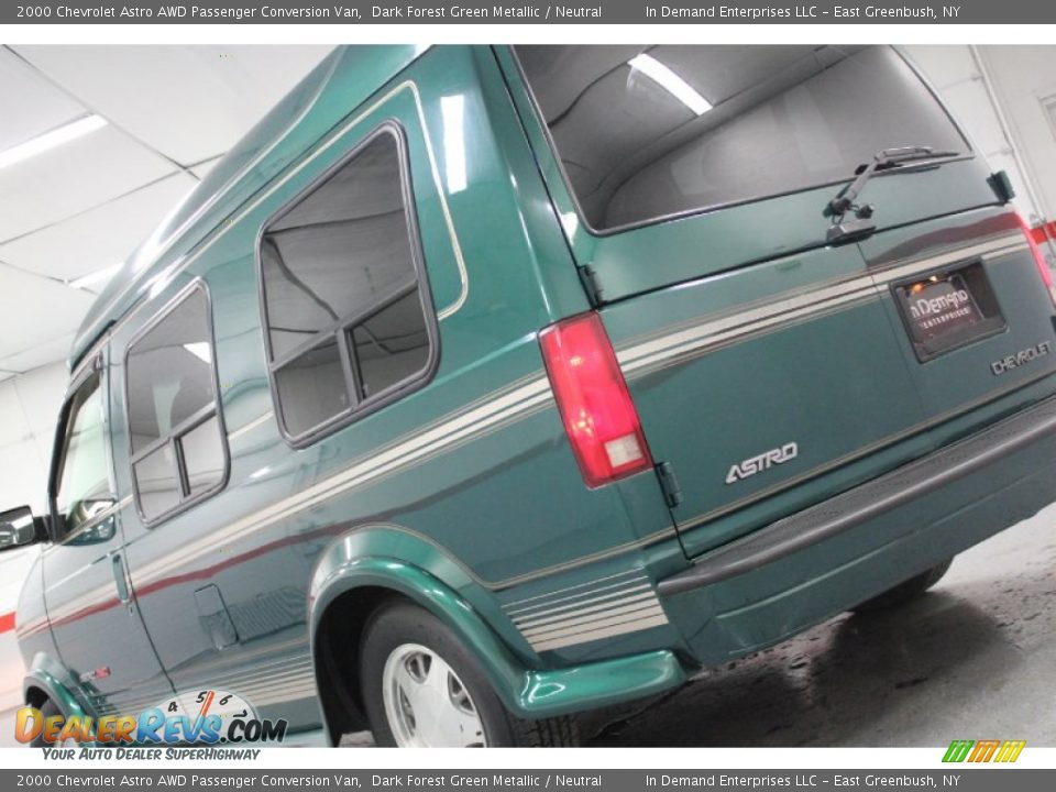 2000 Chevrolet Astro AWD Passenger Conversion Van Dark Forest Green Metallic / Neutral Photo #23