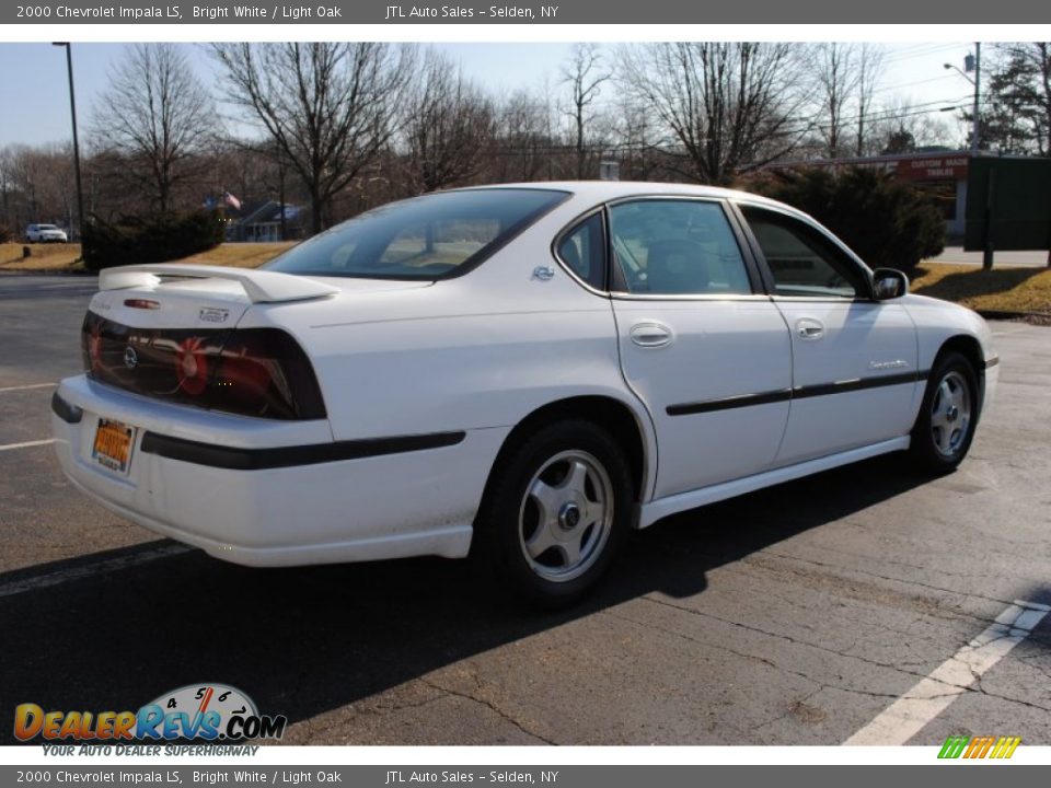 2000 Chevrolet Impala LS Bright White / Light Oak Photo #6