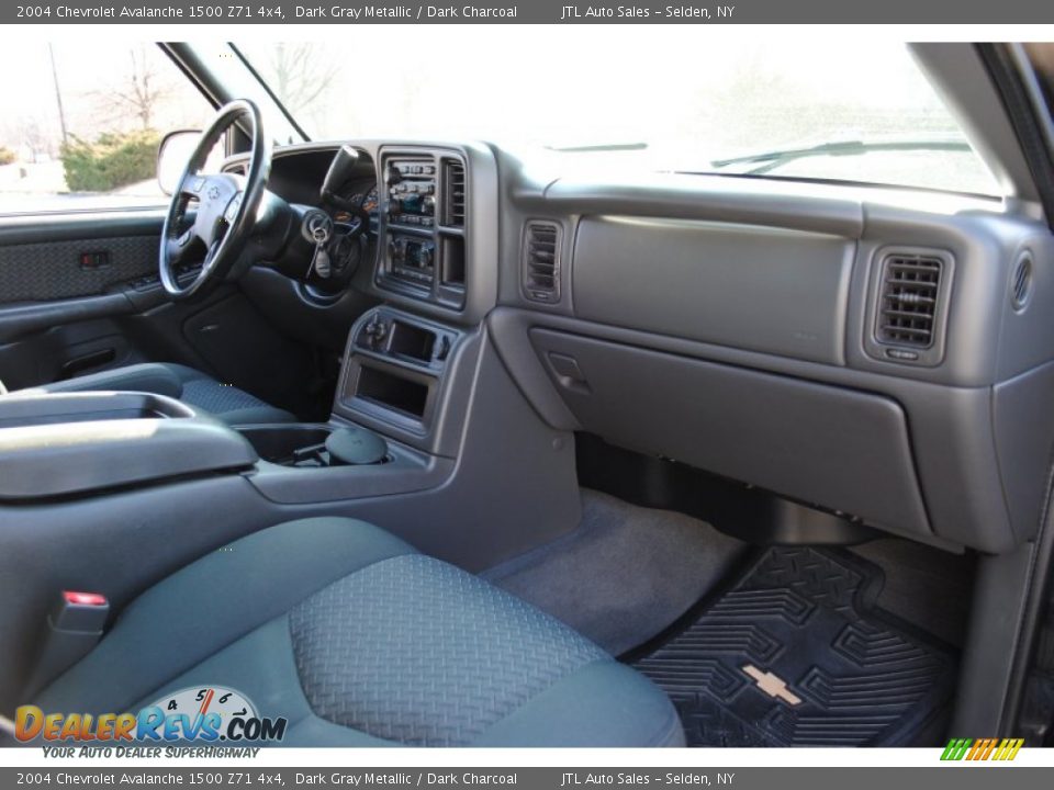 2004 Chevrolet Avalanche 1500 Z71 4x4 Dark Gray Metallic / Dark Charcoal Photo #8