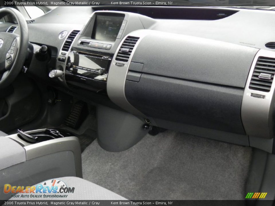 2006 Toyota Prius Hybrid Magnetic Gray Metallic / Gray Photo #8