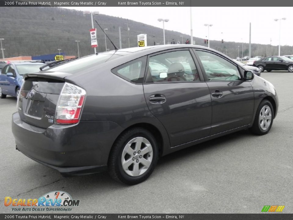 2006 Toyota Prius Hybrid Magnetic Gray Metallic / Gray Photo #17