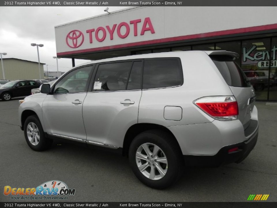 2012 Toyota Highlander V6 4WD Classic Silver Metallic / Ash Photo #2