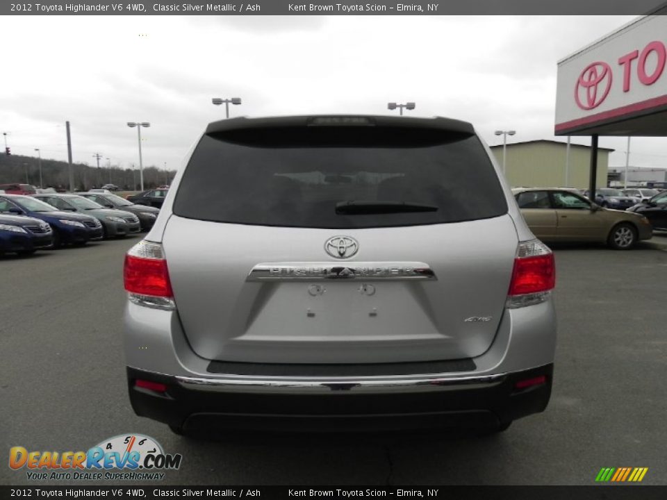 2012 Toyota Highlander V6 4WD Classic Silver Metallic / Ash Photo #14