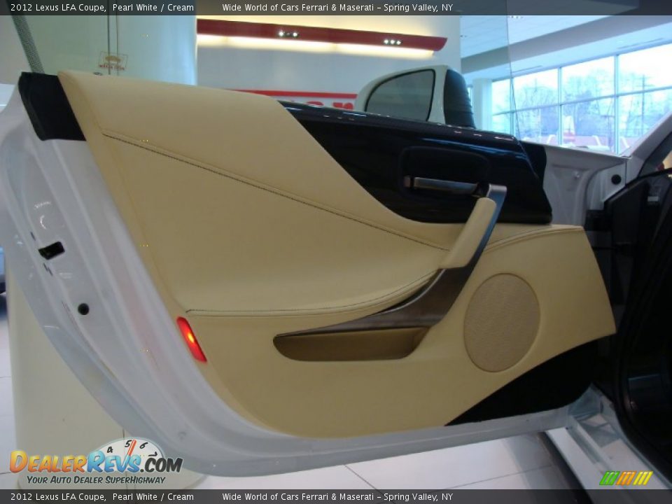 Door Panel of 2012 Lexus LFA Coupe Photo #19