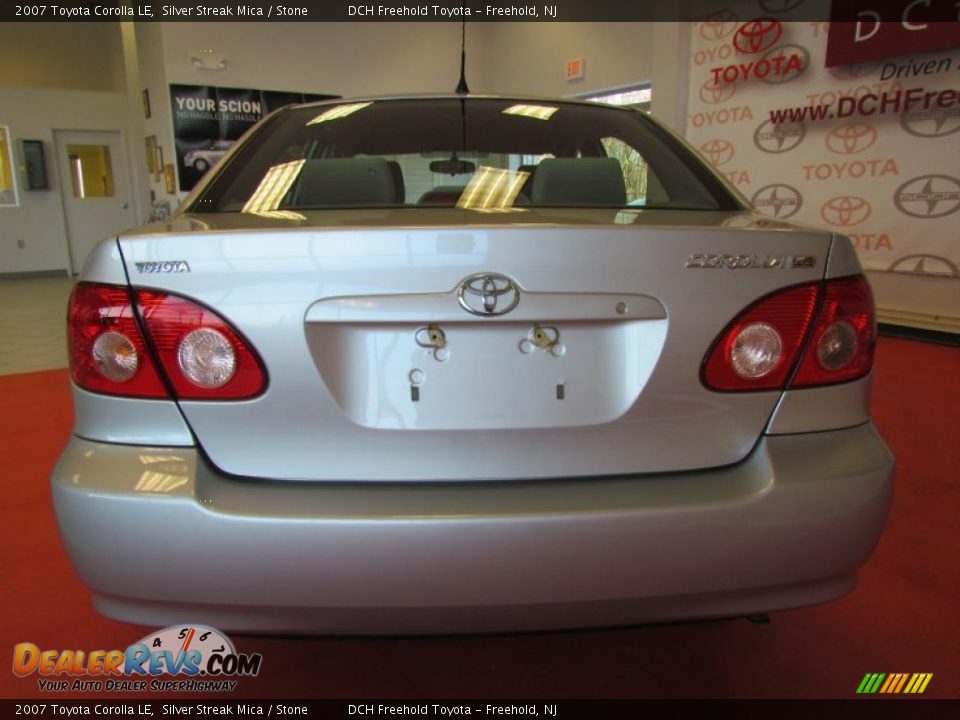 2007 Toyota Corolla LE Silver Streak Mica / Stone Photo #7