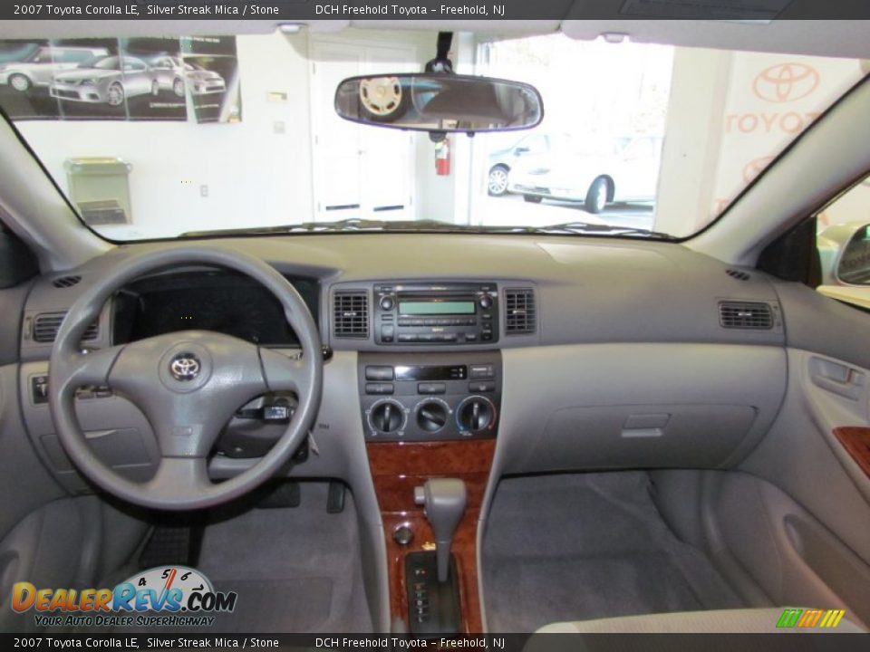 2007 Toyota Corolla LE Silver Streak Mica / Stone Photo #11