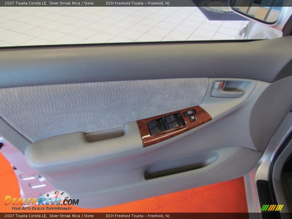 2007 Toyota Corolla LE Silver Streak Mica / Stone Photo #12