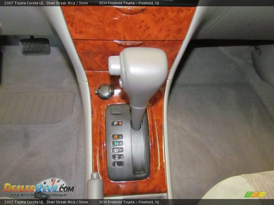 2007 Toyota Corolla LE Silver Streak Mica / Stone Photo #18