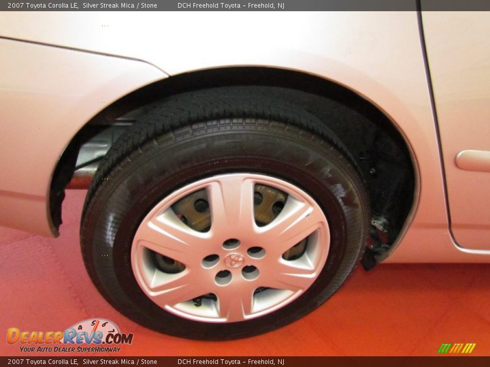 2007 Toyota Corolla LE Silver Streak Mica / Stone Photo #21