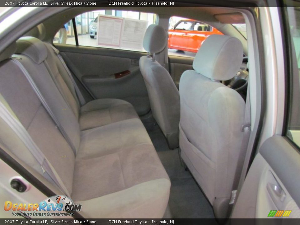 2007 Toyota Corolla LE Silver Streak Mica / Stone Photo #23