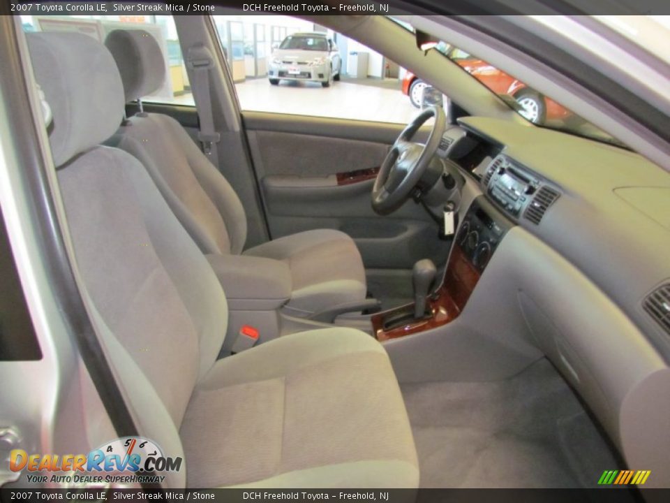 2007 Toyota Corolla LE Silver Streak Mica / Stone Photo #26