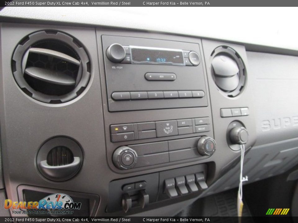 Controls of 2012 Ford F450 Super Duty XL Crew Cab 4x4 Photo #20