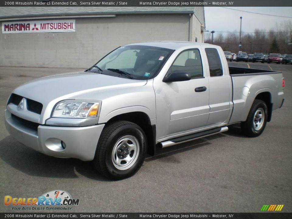 2008 Mitsubishi Raider LS Extended Cab Sierra Silver Metallic / Slate Photo #1