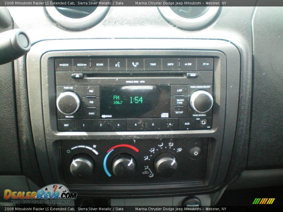 2008 Mitsubishi Raider LS Extended Cab Sierra Silver Metallic / Slate Photo #6