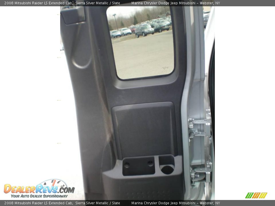 2008 Mitsubishi Raider LS Extended Cab Sierra Silver Metallic / Slate Photo #25