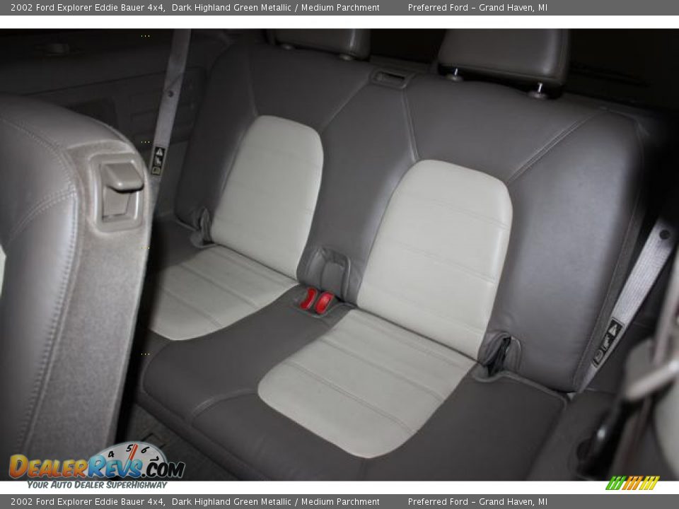 2002 Ford Explorer Eddie Bauer 4x4 Dark Highland Green Metallic / Medium Parchment Photo #7