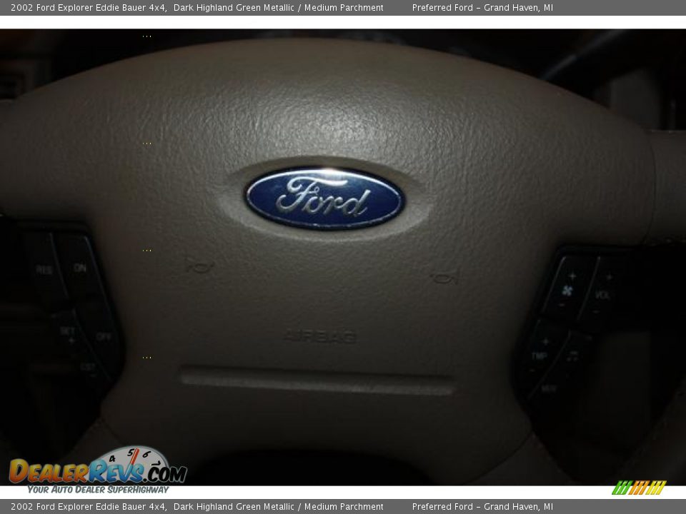 2002 Ford Explorer Eddie Bauer 4x4 Dark Highland Green Metallic / Medium Parchment Photo #9