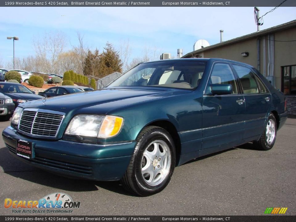 1999 Mercedes-Benz S 420 Sedan Brilliant Emerald Green Metallic / Parchment Photo #1