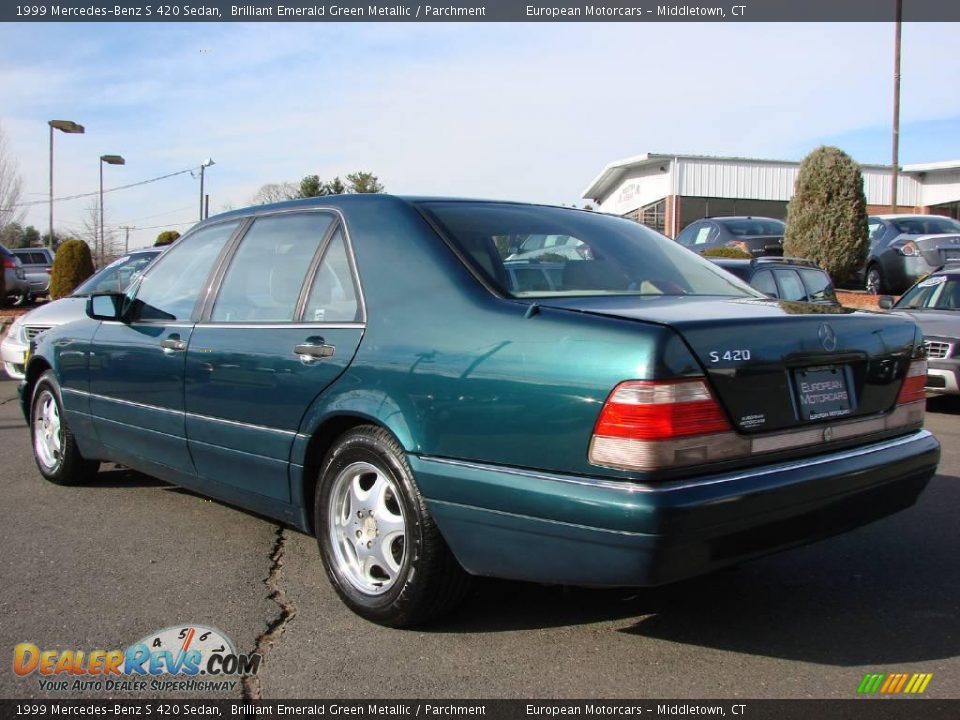 1999 Mercedes-Benz S 420 Sedan Brilliant Emerald Green Metallic / Parchment Photo #3