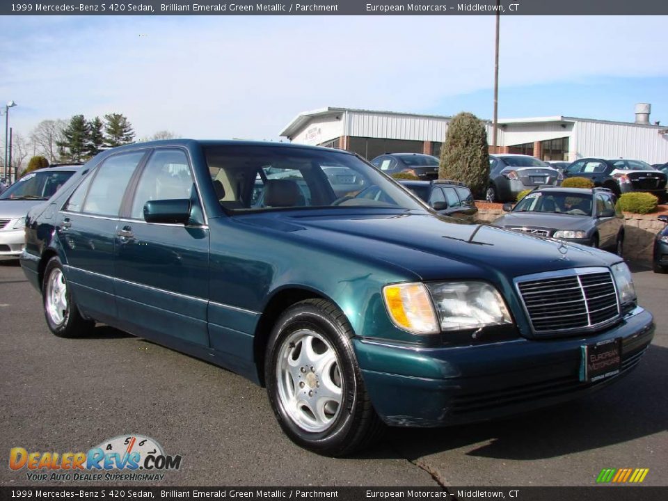 1999 Mercedes-Benz S 420 Sedan Brilliant Emerald Green Metallic / Parchment Photo #6